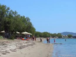 Papikinou Beach